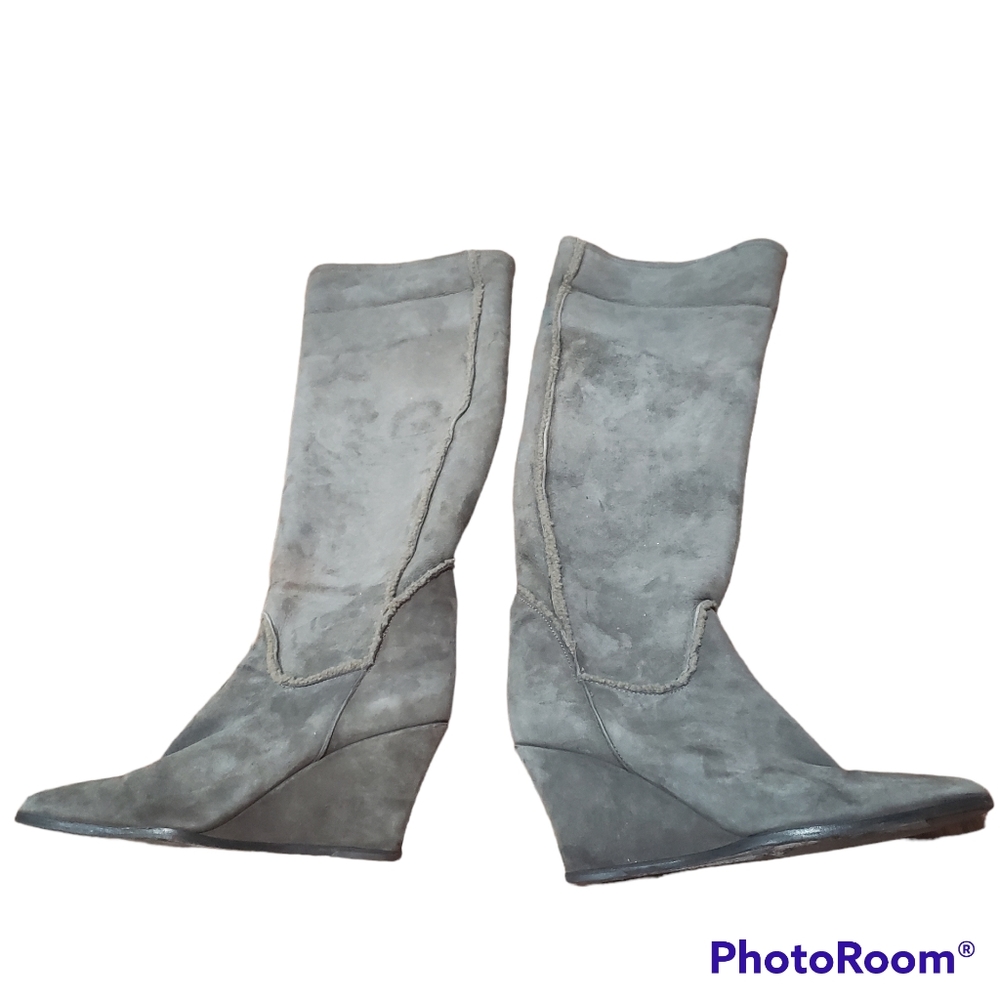 Lanvin grey Suede high knees Boot with fleece wedge heel Size 40 us 9.5